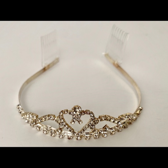 Tiara - Picture 2 of 6